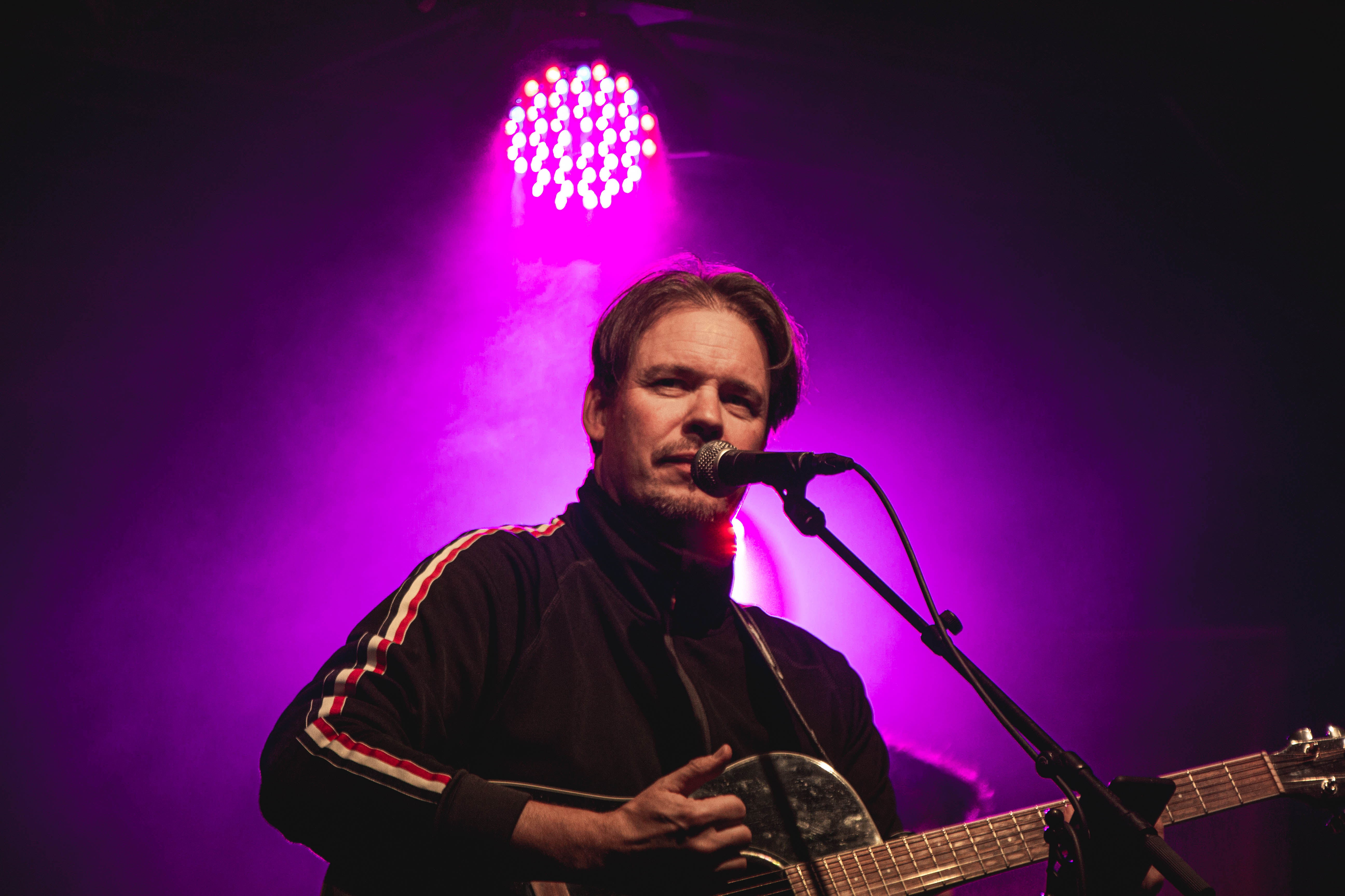 Live NDL JS allein bunt 87782 Jan Schröder und Band im Rahmen der Süedkultur Musicnight