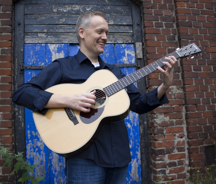 2023 11 05   Stefan Mönkemeyer Copyright SM   mittel 87958 Stefan Mönkemeyer | Fingerstyle guitar vom Feinsten (Frühstücks Konzert)